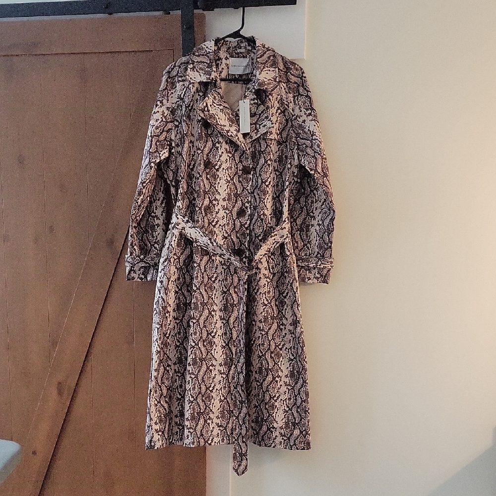 Rebecca Minkoff Black and White Snake Print Coat - Picture 5 of 12